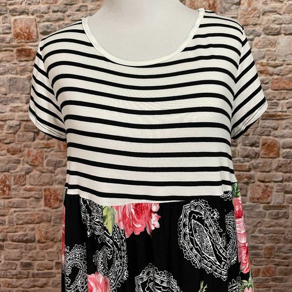 NWT Paisley Rose Babydoll Top - Picture 5 of 8